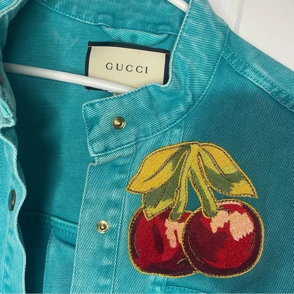 Gucci Turquoise Denim Cherry Embroidered Jacket Made in Italy Small - Picture 6 of 11